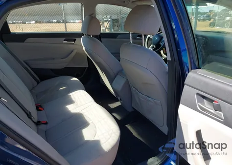 2018 Hyundai Sonata Se z USA, uszkodzony, nr VIN 5NPE24AF4JH714227